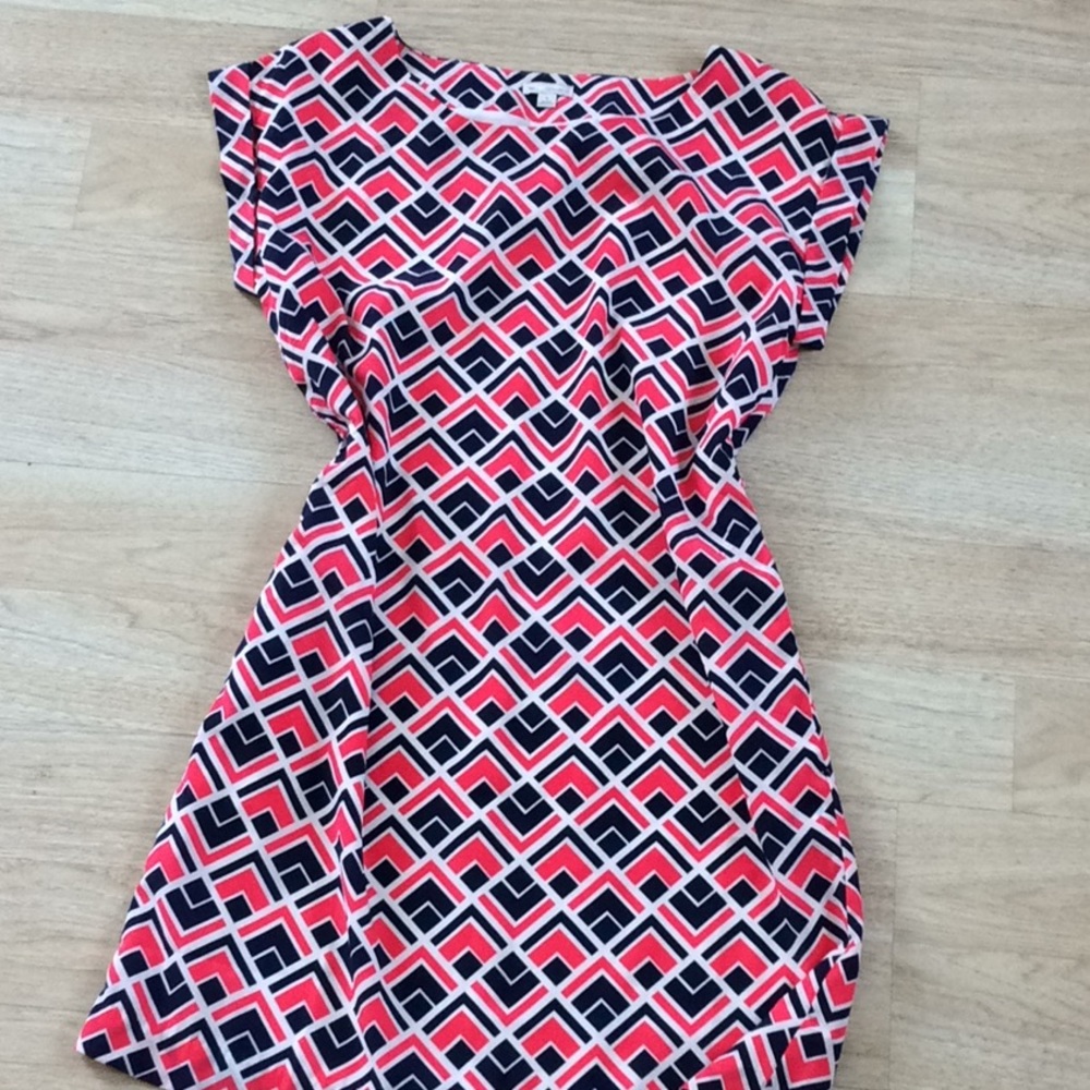 Gap designed & crafted sz small with pockets